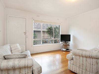 2 / 6 Bruce Street, Laverton