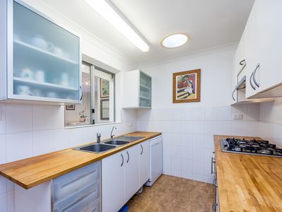 3A Henton Place, Heathridge