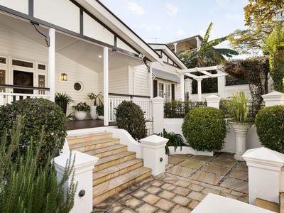 63 Paling Avenue, Wilston