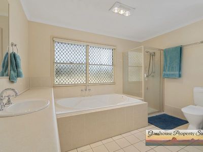 31 Clearview Drive, Glass House Mountains