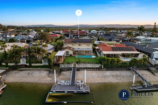 21 Seabreeze Street , Paradise Point