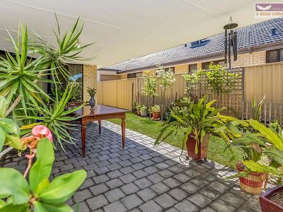 11 Holywell St, Middle Swan
