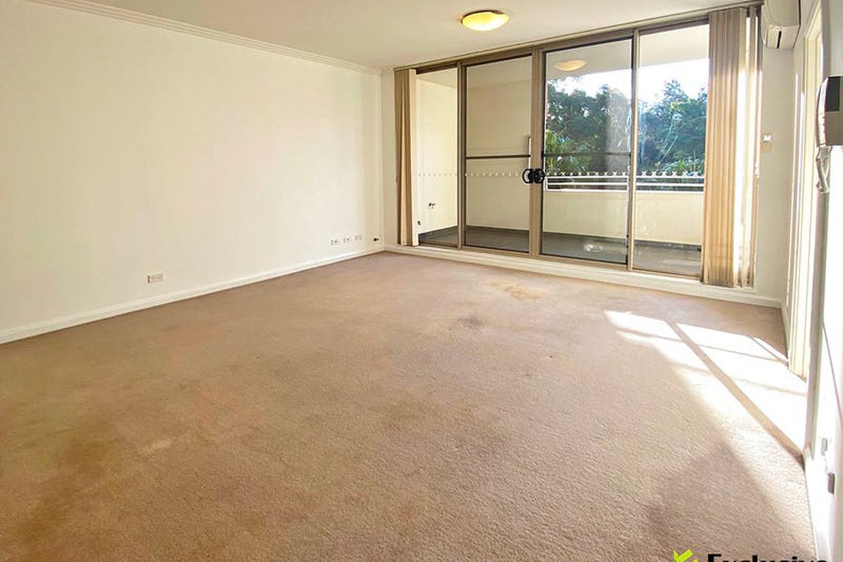 218 / 21 Hill Road, Wentworth Point