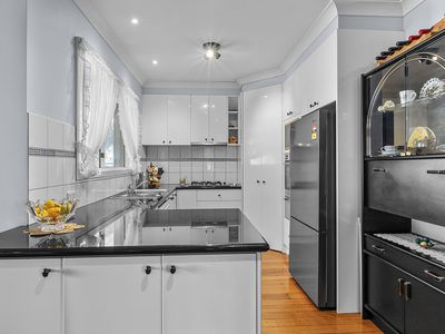 410 Mckinnon Rd, Bentleigh East