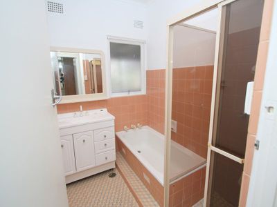 4 Kerrie Crescent, Peakhurst