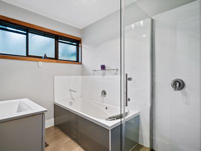 9 Nala Road, Oyster Cove