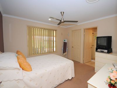 44 ENDEAVOUR WAY, Eli Waters