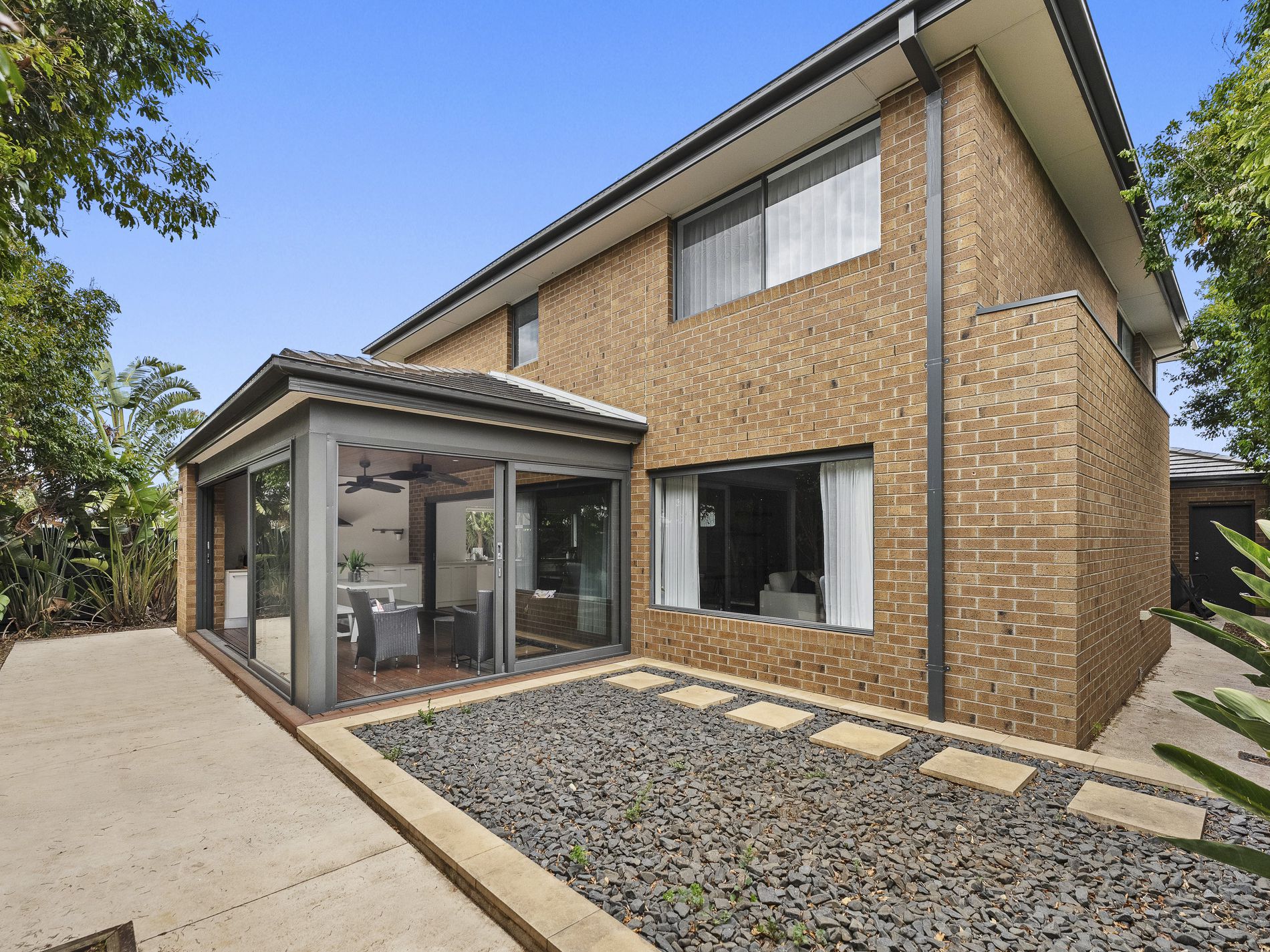 16 Armstrong Boulevard, Mount Duneed