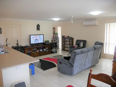 17 Oasis Drive, Kingaroy