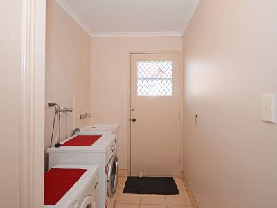 37 Cromdale Court, Kawungan