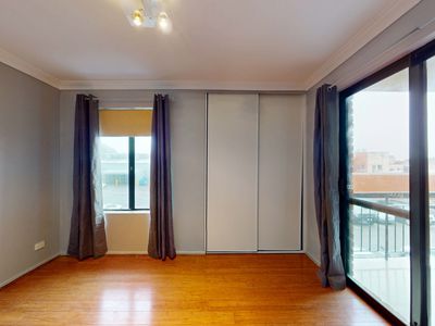 21 / 120-122 Lake Street, Perth