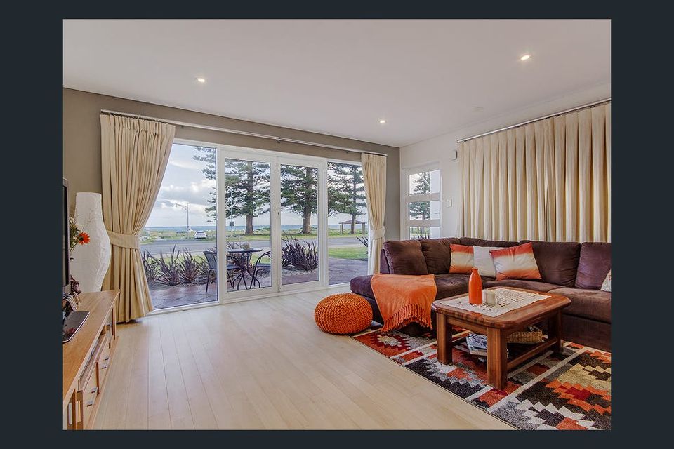 2 / 216 Arcadia Dr, Shoalwater