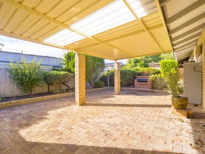 1 / 11 Sprigg Place, Booragoon