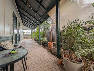 6 Scoresby Street, Kerang