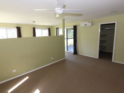 3734 The Bucketts Way, Krambach
