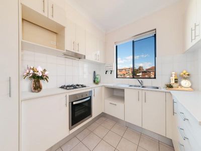 6 / 98 Mount  St, Coogee