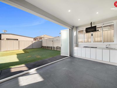 17 Flight Circuit, Middleton Grange