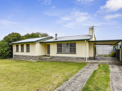 8 Poole Street, Millicent