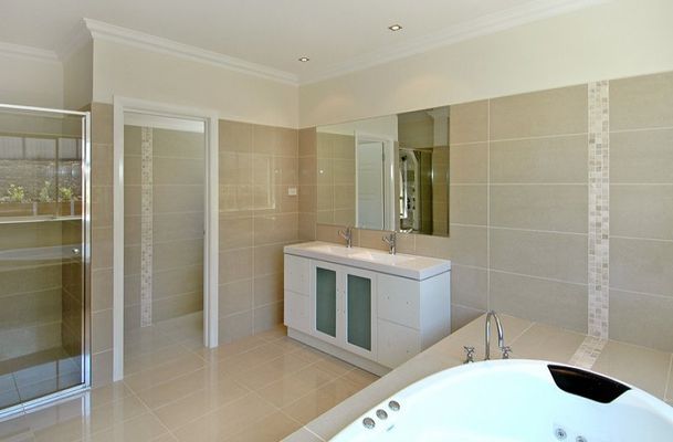 5 Muirhead court, Greenvale