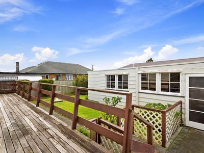 2 / 2 Garelja Road, Henderson