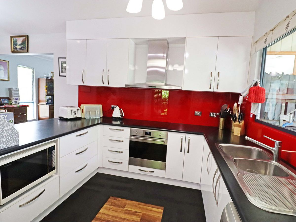 34 STORER STREET, Atherton