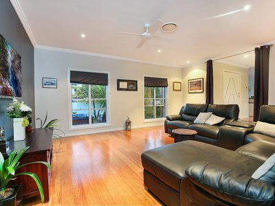 12 Grenada Way, Kawana Island