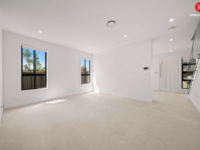 16a Flood Ave, Austral