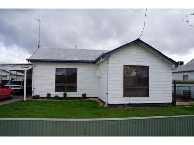 3 Alexander Avenue, Horsham