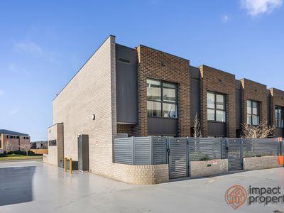 1 / 181 Sutherland Crescent, Taylor