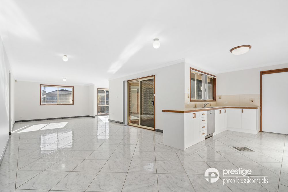 1 Centennial Park Court, Wattle Grove