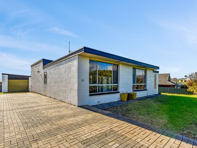 30 Cape Buffon Drive, Southend