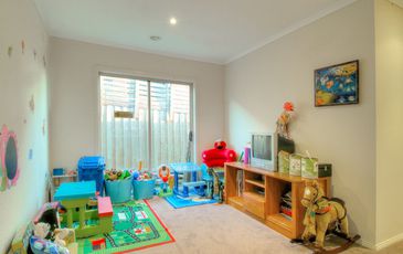 24 Yellowgum Drive, Pakenham