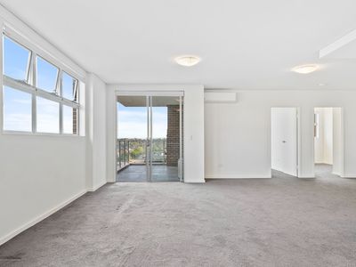 240 / 44 Armbruster Avenue, North Kellyville