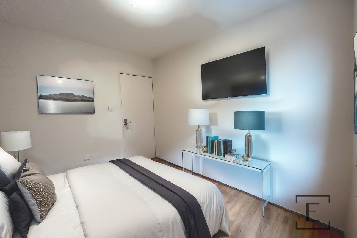5 / 2 MacIntosh Street, Mascot