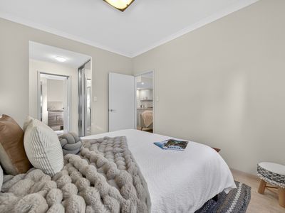 17/42 McLarty Avenue, Joondalup