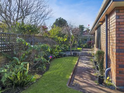 1 / 15 Pehi Kupa Street, Waikanae