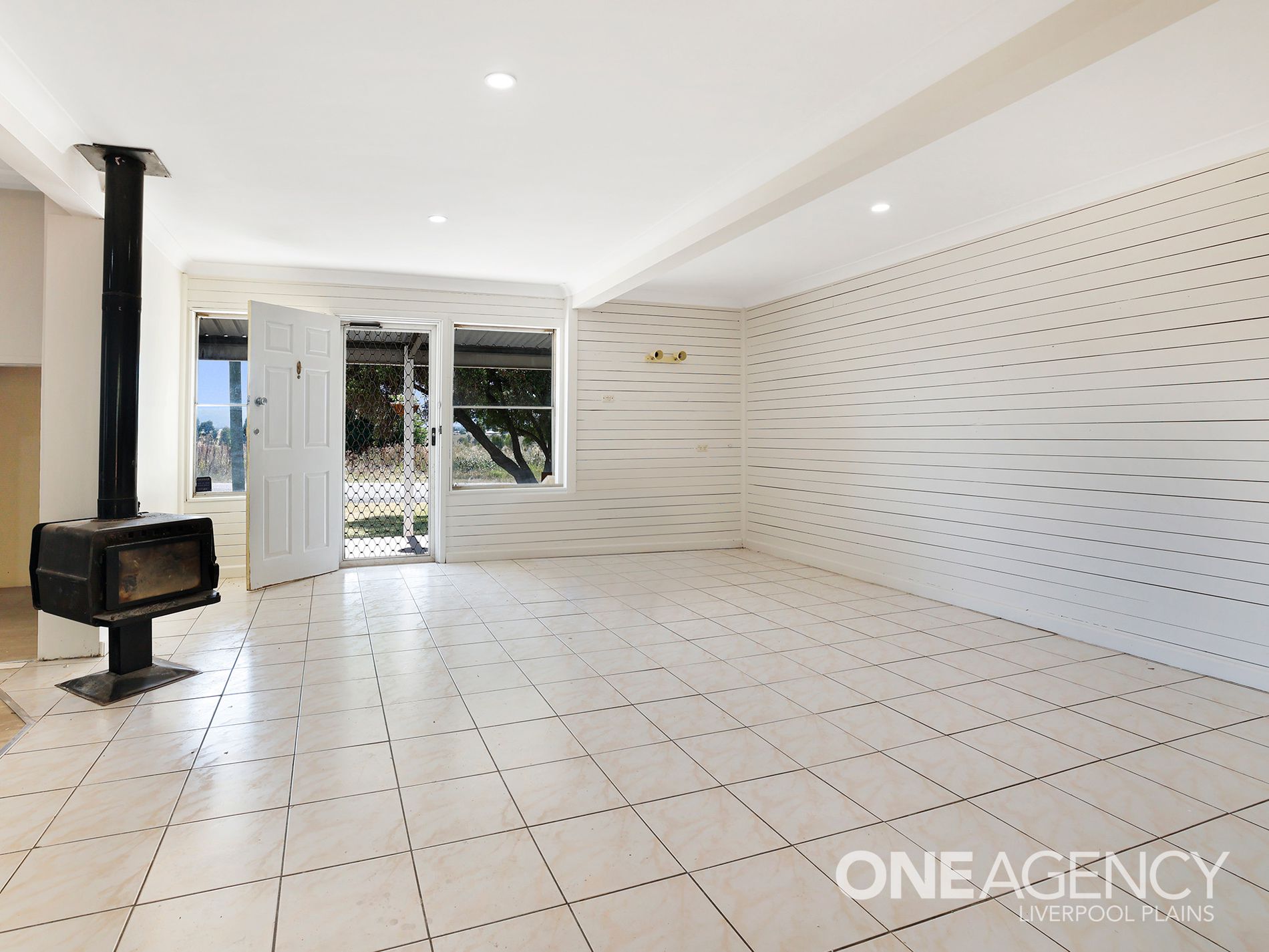 36 Centre Street, Quirindi One Agency Liverpool Plains