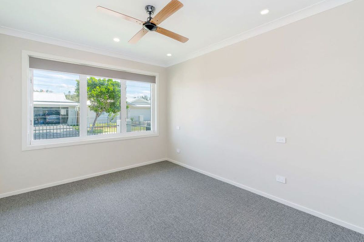 2 / 57 The Drive, Yamba