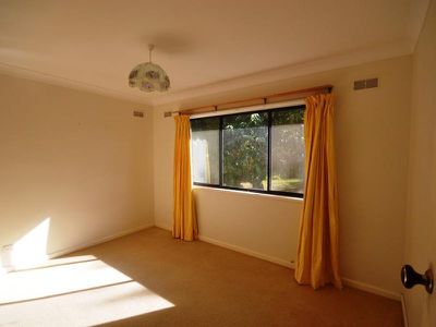 8 Vails Road, Tawonga South