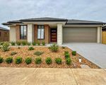 35 Foliage Drive, Tarneit