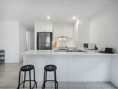 1&2 / 9 Como Place, Waterford West