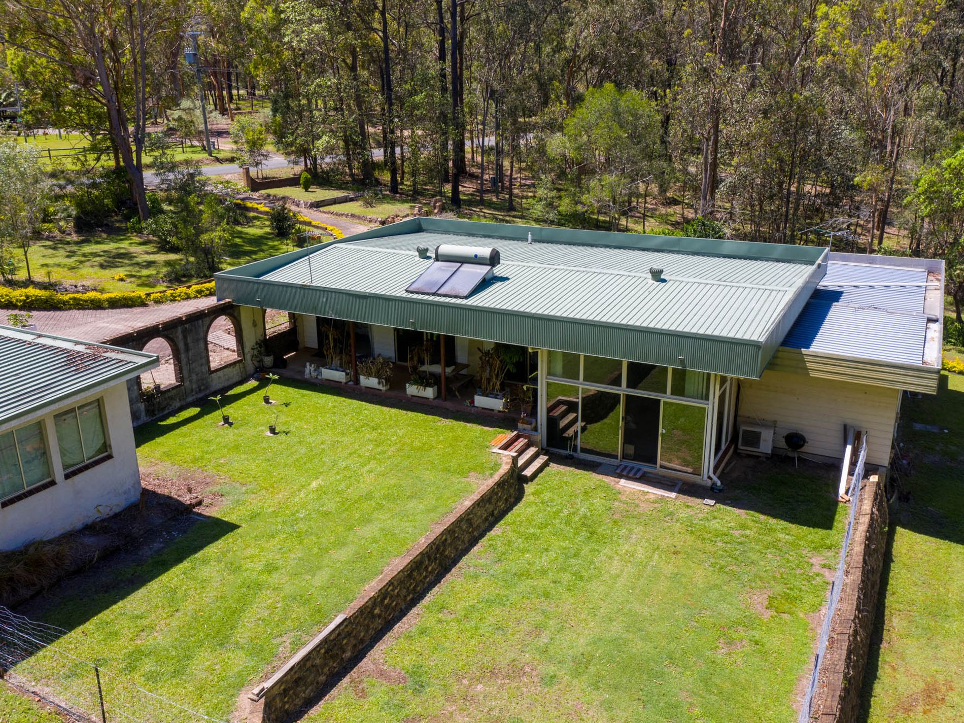 27-31 Hillcrest Road, Sheldon