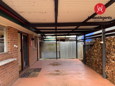 2 / 2 Cornelian Avenue, Eagle Vale