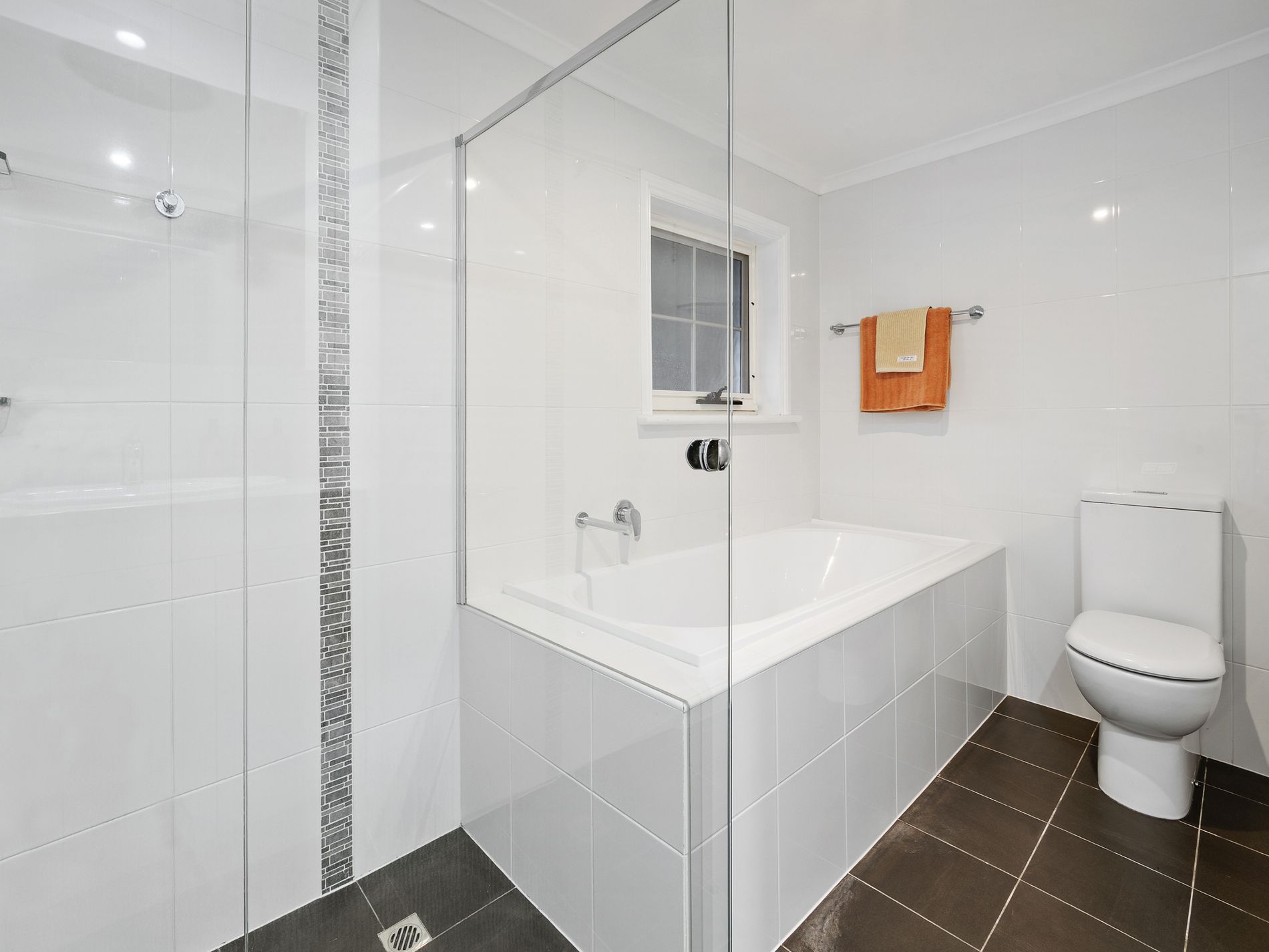 10 BUCHAN AVENUE, Beaumont