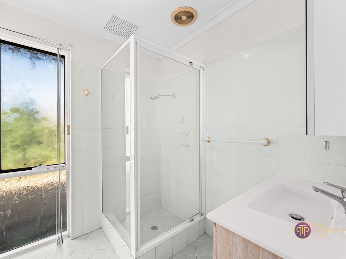 7 Ravenhill Road, Thornlie