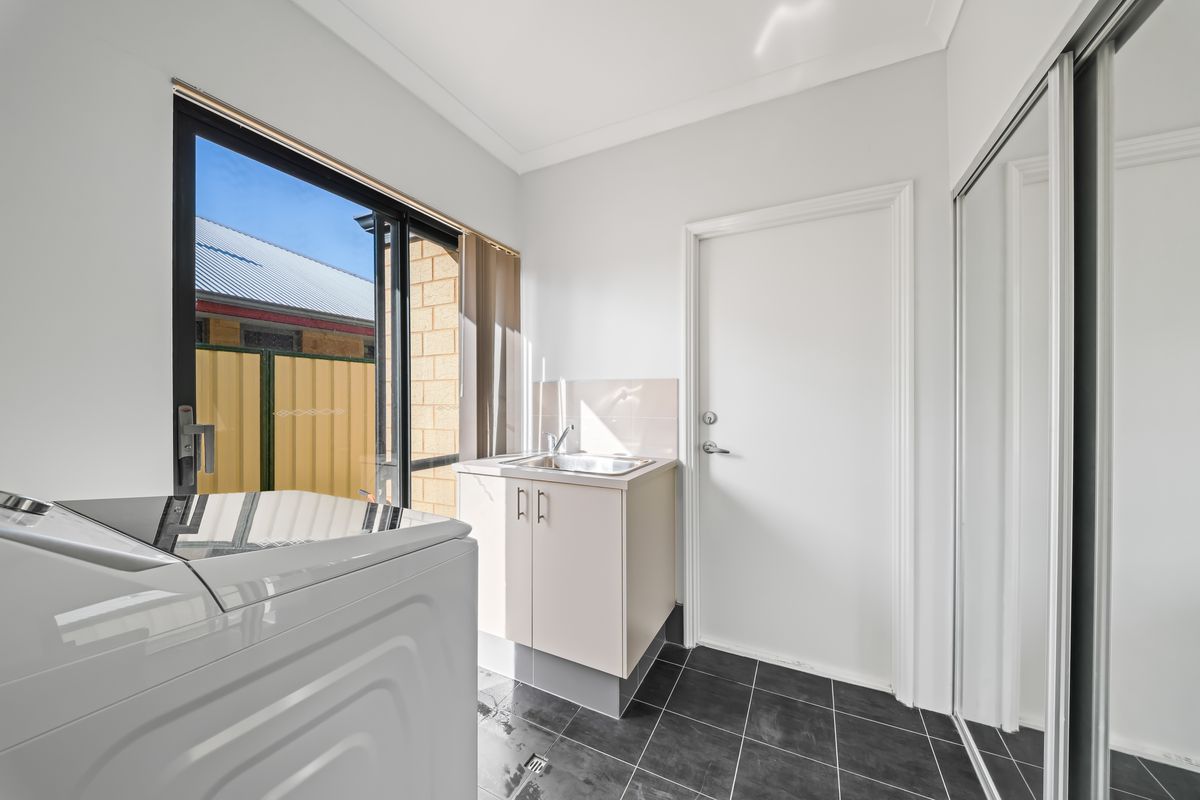13 Eucalyptus Drive, Hammond Park