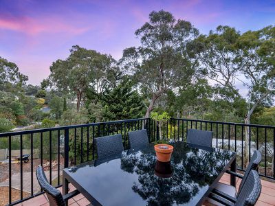 9 Treetop Terrace, Belair