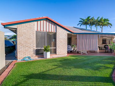 16 Lester Crescent, Torquay
