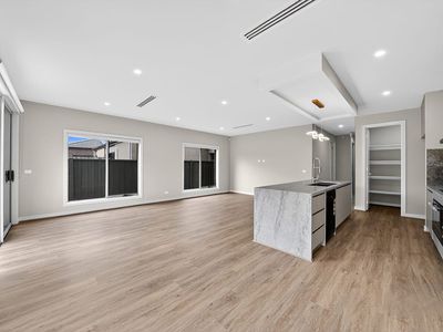 20 Kutjera Street, Manor Lakes
