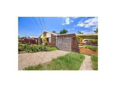 9 Knightsbridge Crescent, Rochedale South